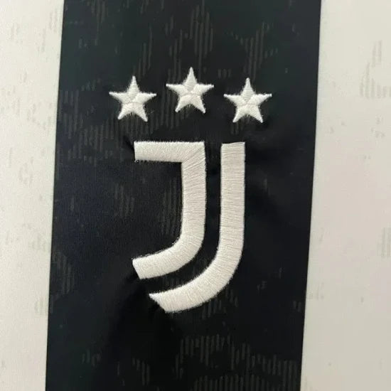 2024/2025 Juventus Home Football Shirt