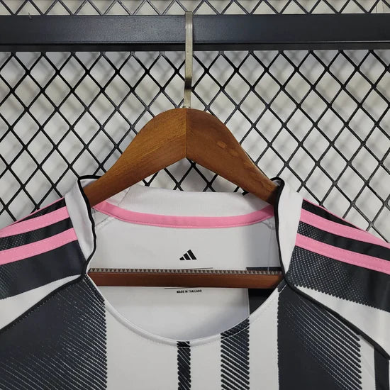 2025/2026 Juventus Home Football Shirt