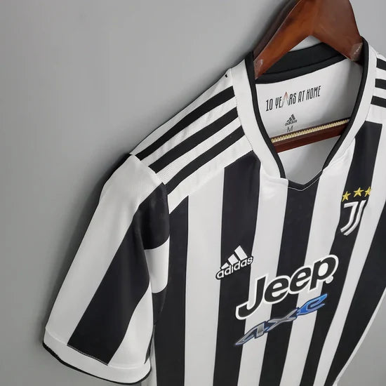 2021/2022 Retro Juventus Home Football Shirt