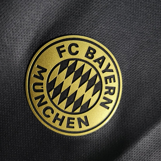 2021/2022 Retro Bayern Munich Away Football Shirt