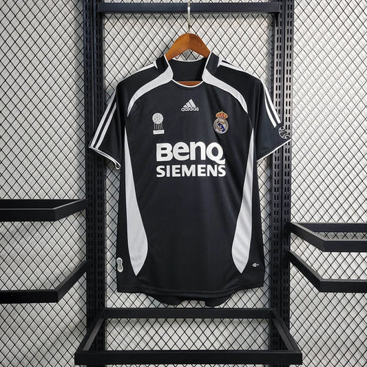 2006/2007 Retro Real Madrid Away Football Shirt