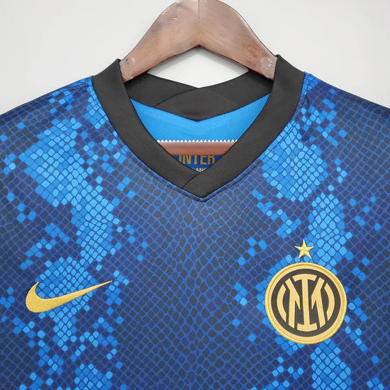 2021/2022 Retro Internazionale Milan Home White Football Shirt